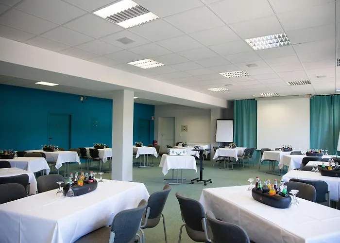 Im Kaiserpark Szálloda